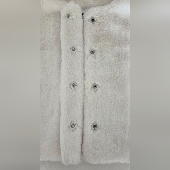 Adrianna Papell Ivory 3/4 Sleeve Fur Jacket - Picture 3 of 10